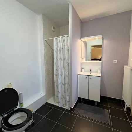 Calme & דירה Dunkirk